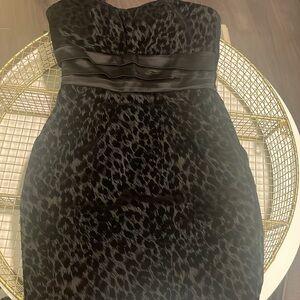 Bebe Vintage Dress 👗 
Size: X Small